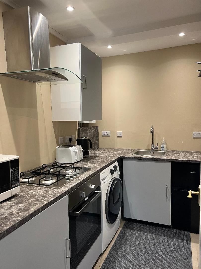 London Property Apartments For Up To 6, Next To Big Ben & London Eye Bagian luar foto
